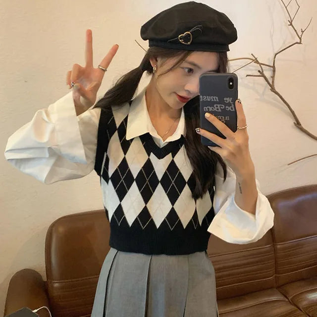 Lucyever-Retro-Argyle-Pattern-Women-Vest-Sweater-Harajuku-Preppy-Style-Sleeveless-Sweaters-Girl-Autumn-V-Neck.jpg_640x640_cca01081-20e8-4314-83c3-1d19852a0789.webp