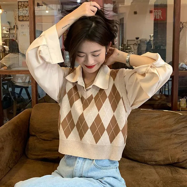 Lucyever-Retro-Argyle-Pattern-Women-Vest-Sweater-Harajuku-Preppy-Style-Sleeveless-Sweaters-Girl-Autumn-V-Neck.jpg_640x640_fd2aa51f-7b3a-4658-a5d0-785b4906ecbd.webp